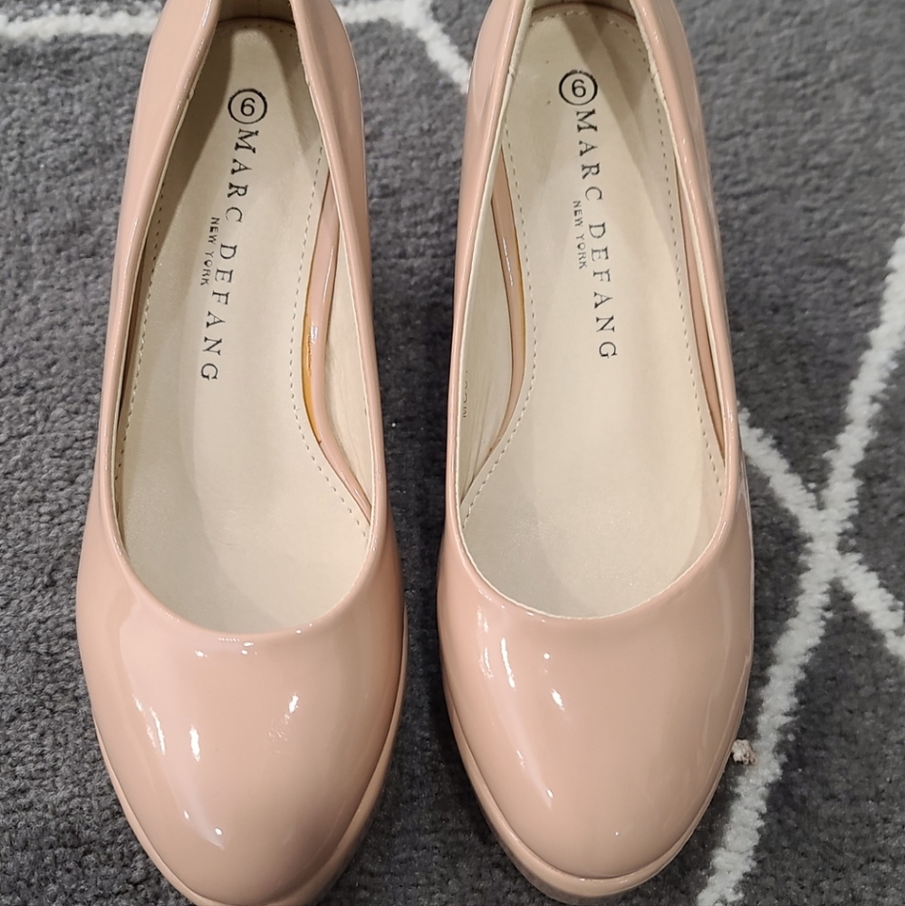 Marc defang nude wedge